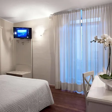 Hotel Cortese 3*